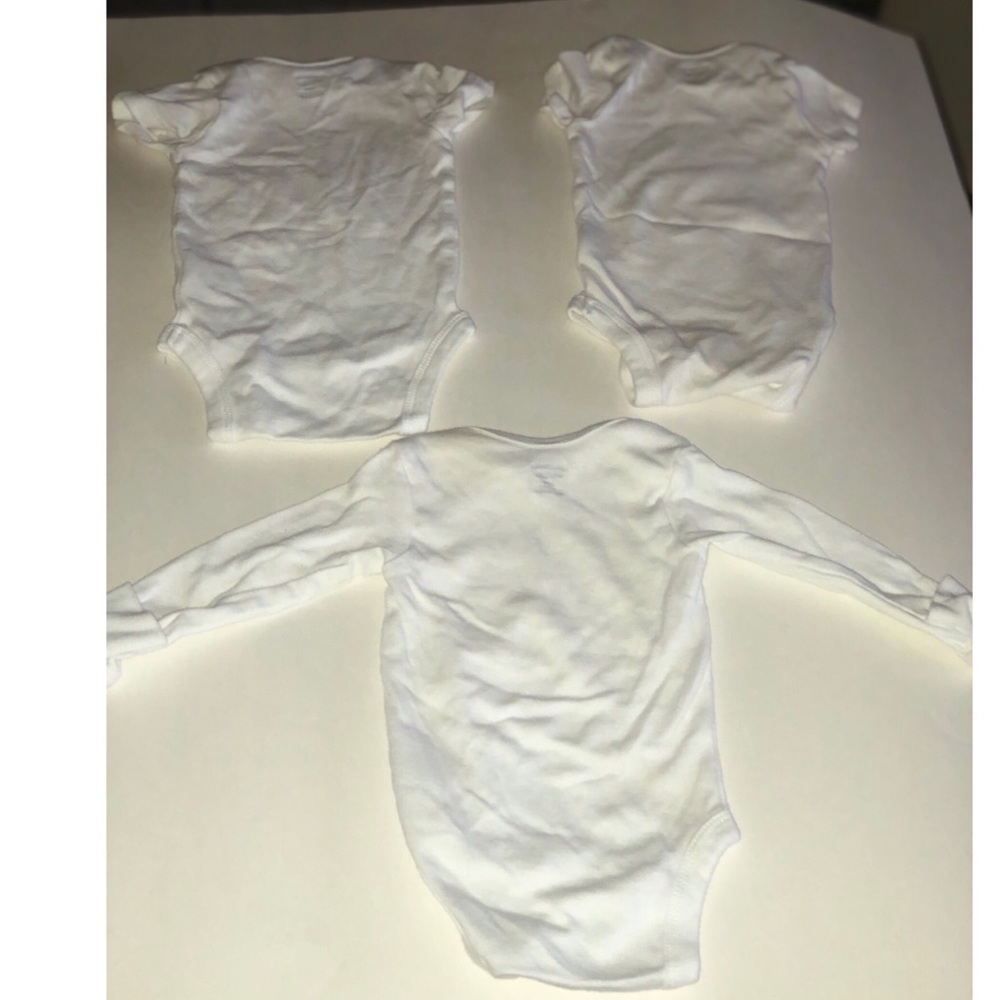 Gerber organic cotton bodysuits - Picture 2 of 3